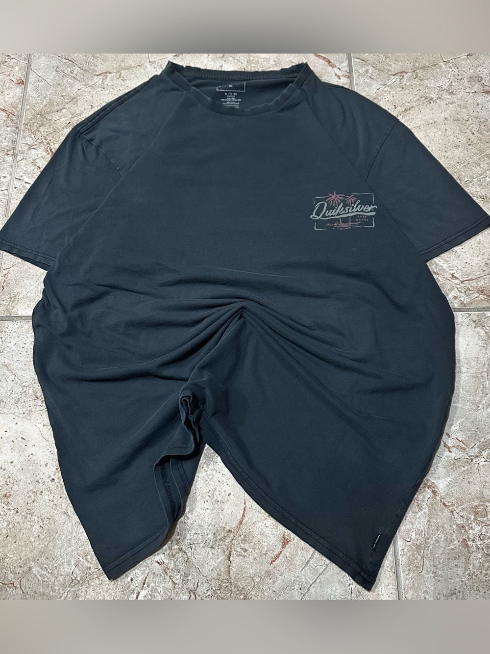 Quiksilver Black Distressed Pink Palm Tree Graphic T-Shirt Size XL
